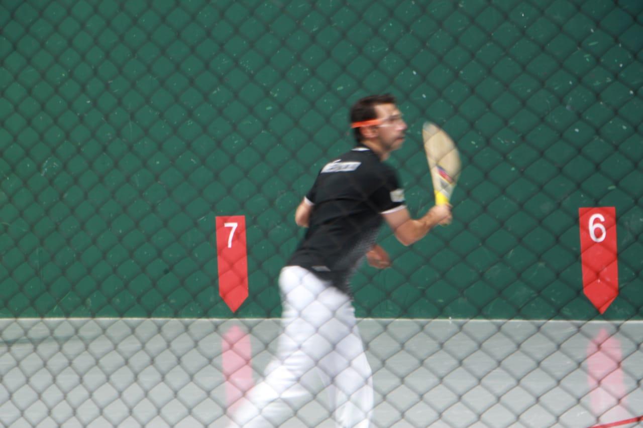La pelota vasca con paso firme