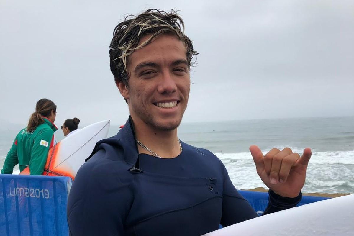 Buen debut de surfista Demeters